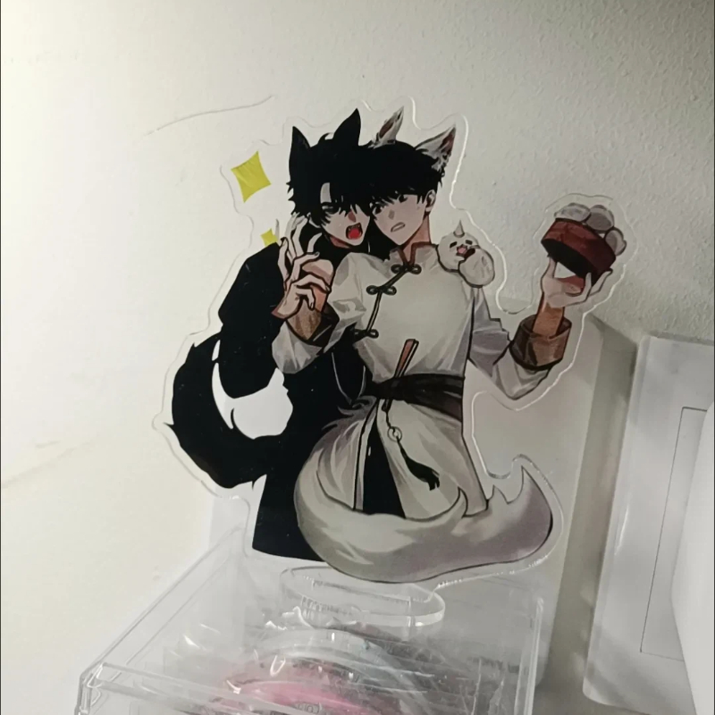Ungefähr 8 cm großer Omniscien – Desk Accessories Bewertung und Preis
